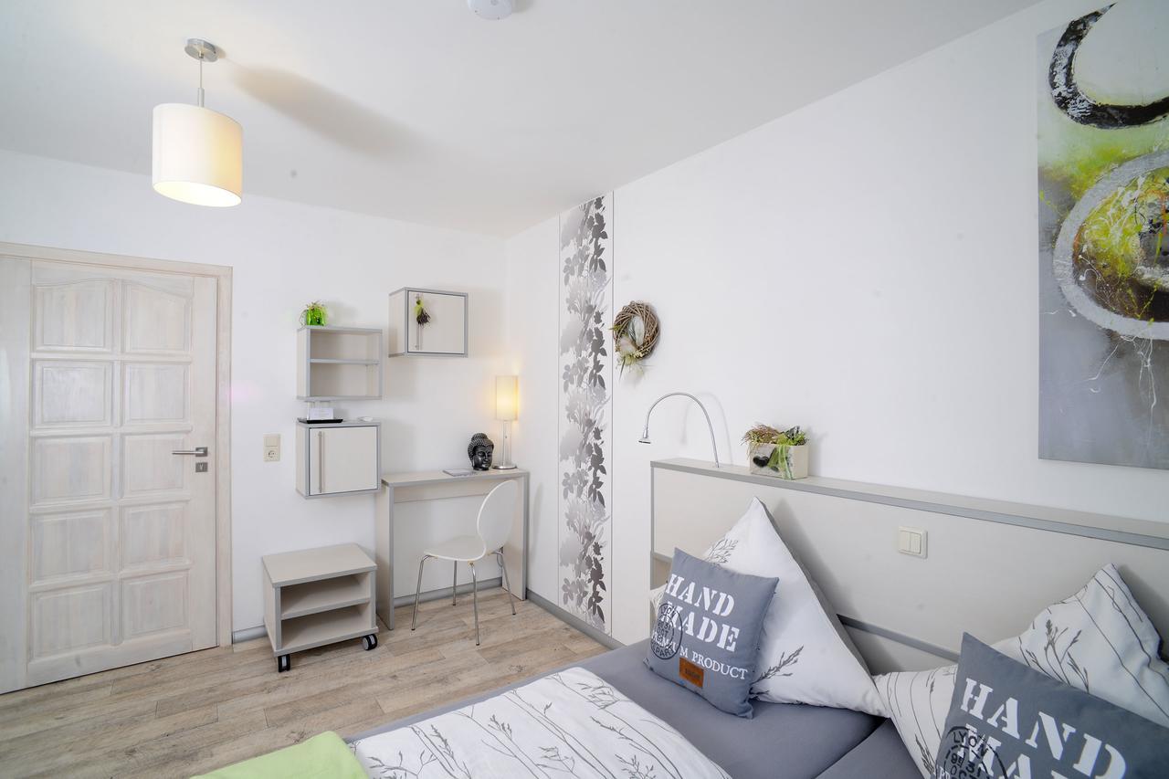 Gutshof Zum Adlernest Otel Arnsnesta Dış mekan fotoğraf